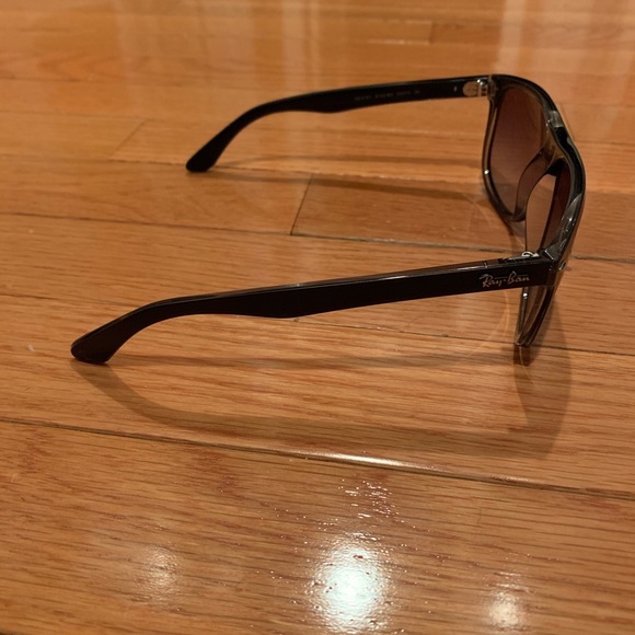 Ray Ban RB4147 sunglasses - Picture 3 of 4